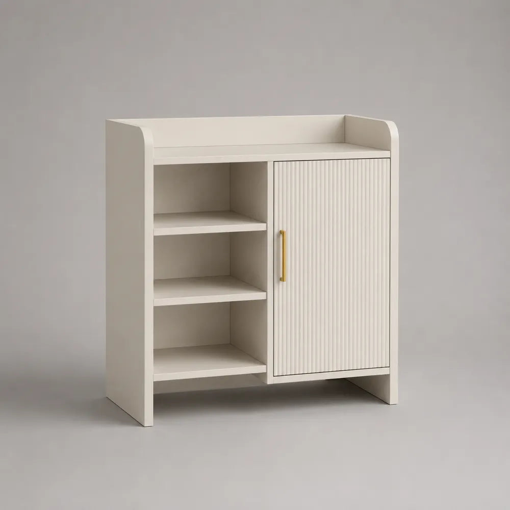 Credenza 90 x 35 x 90 cm in MDF melaminico beige con 1 anta scanalata e 3 vani a giorno struttura rettangolare con maniglia oro